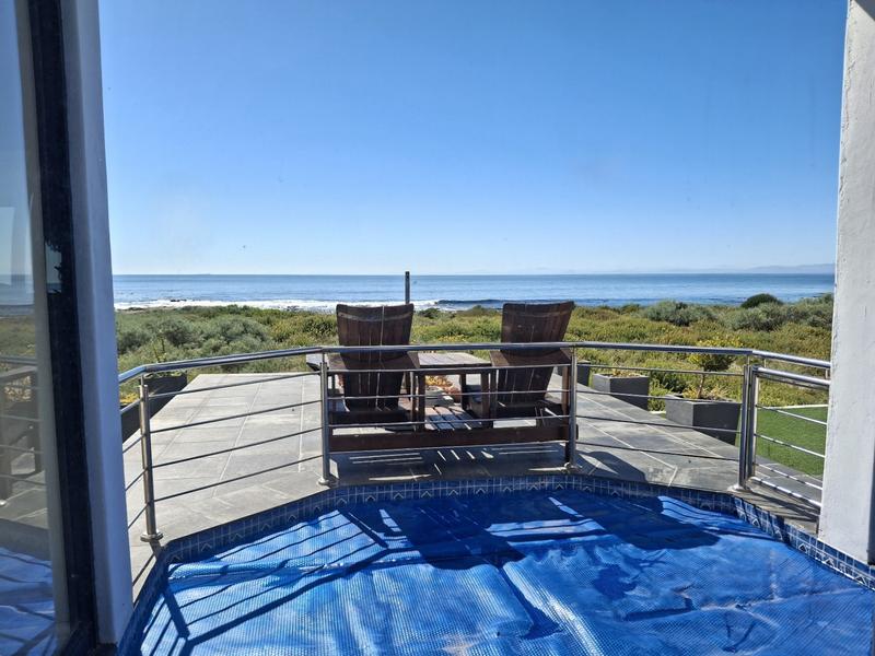 5 Bedroom Property for Sale in Sandy Point Western Cape